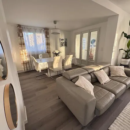 Holiday home Sejour Detente Et Confort Au Calme D Impasse